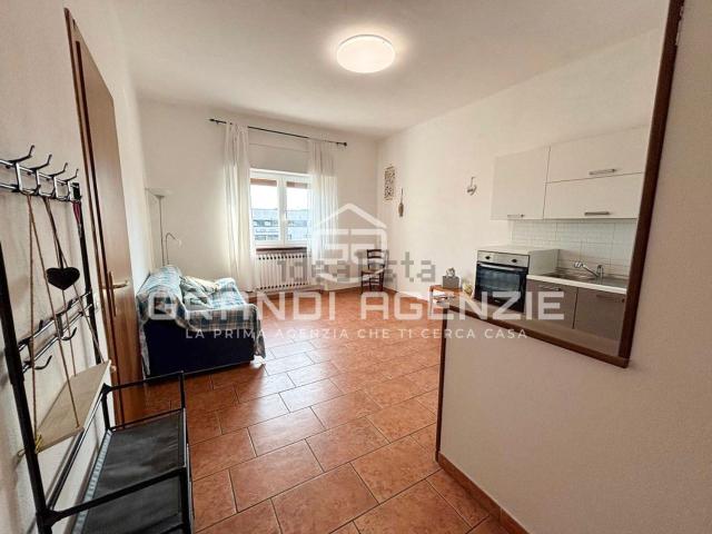 Appartamento in vendita di 86 m² in Via Dott. F. Garofoli, 322