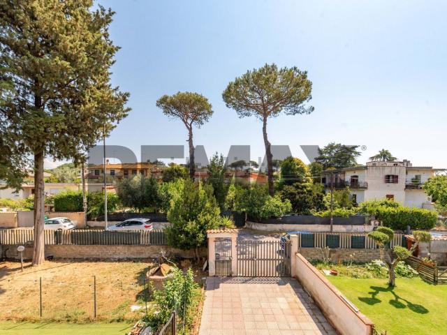 Appartamento in vendita di 86 m² in Via Drezzo, 19