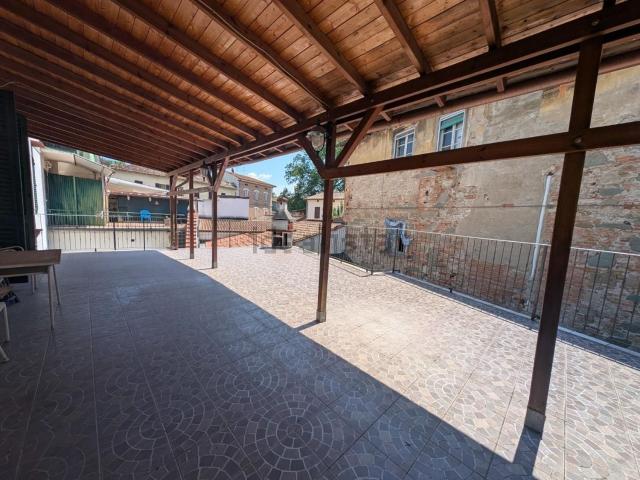 Appartamento in vendita di 86 m² in Via Emilio Bardini, 54
