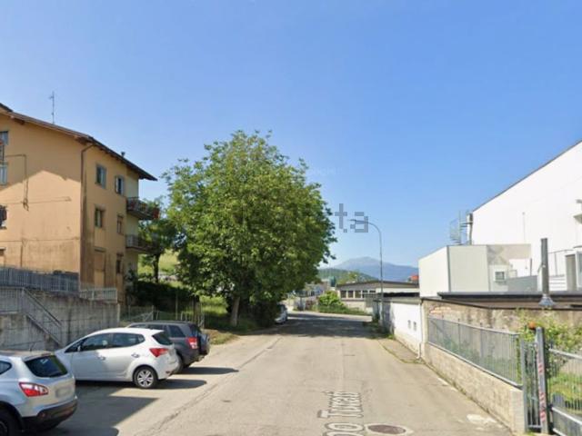 Appartamento in vendita di 86 m² in Via Filippo Turati