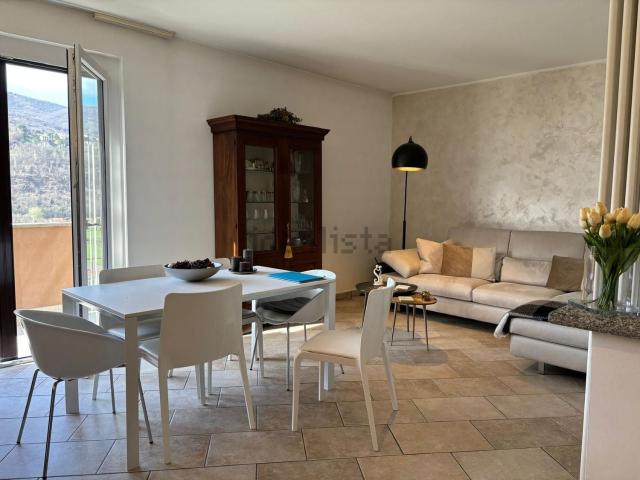 Appartamento in vendita di 86 m² in Via Fornasotto, 31