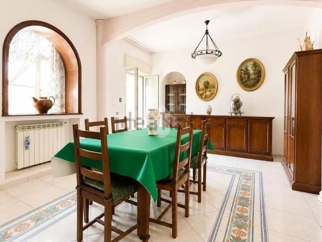 Appartamento in vendita di 86 m² in Via Francesco Cappiello, 51