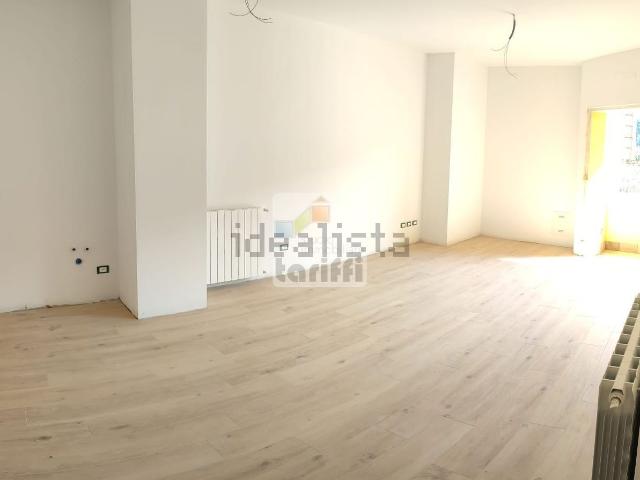 Appartamento in vendita di 86 m² in Via Giovanni Amendola, 9