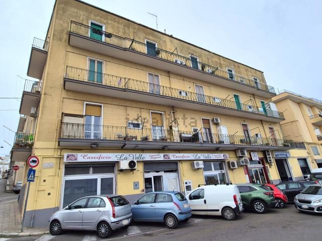 Appartamento in vendita di 86 m² in Via Giovanni Simonetti