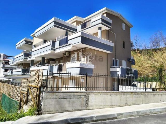 Appartamento in vendita di 86 m² in Via Gioacchino da Fiore