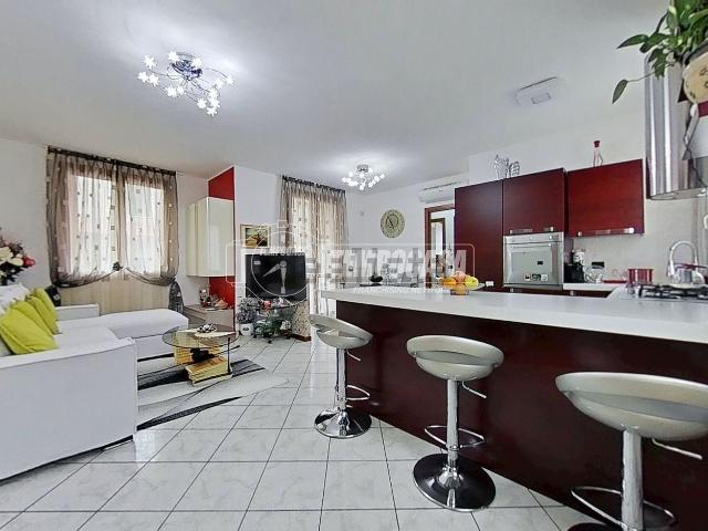 Appartamento in vendita di 86 m² in Via Giuseppe Verdi, 22