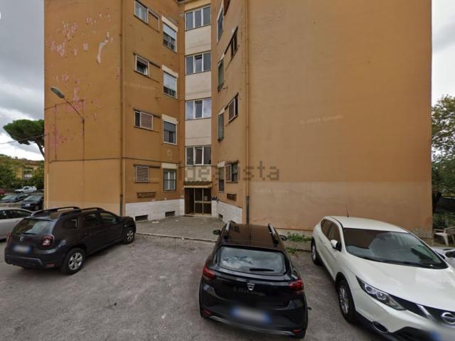 Appartamento in vendita di 86 m² in Via Giuseppe Parini