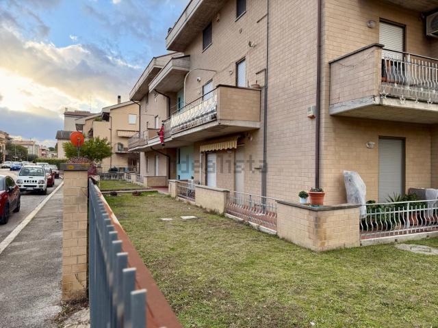 Appartamento in vendita di 86 m² in Via Ivo Pannaggi