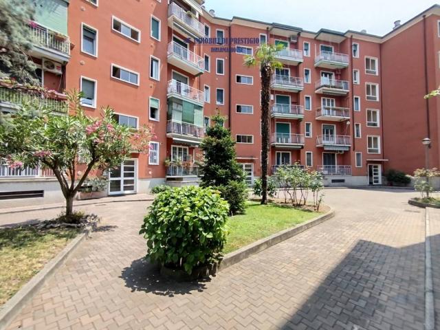 Appartamento in vendita di 86 m² in Via Lorenteggio, 205