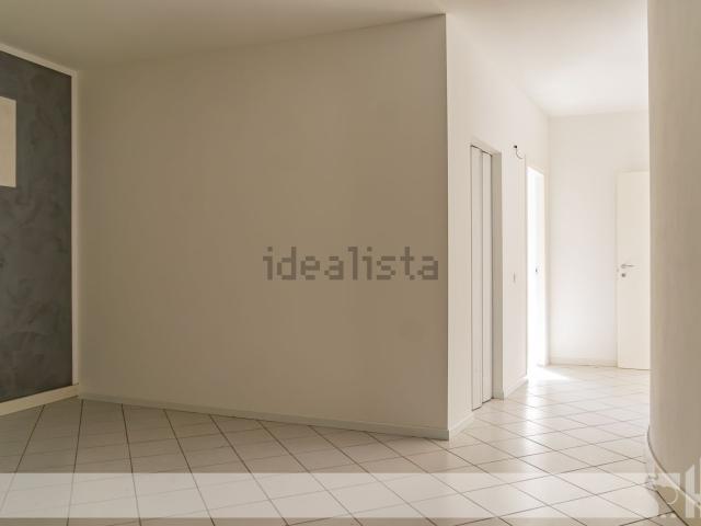 Appartamento in vendita di 86 m² in Via Monte Grappa, 6
