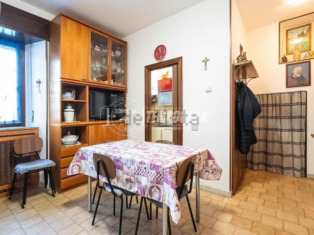 Appartamento in vendita di 86 m² in Via Monte Rosa, 54