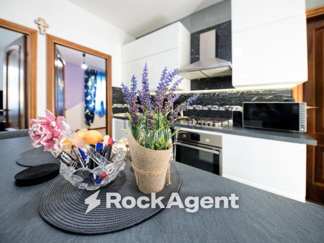 Appartamento in vendita di 86 m² in Via Montegrappa, 3