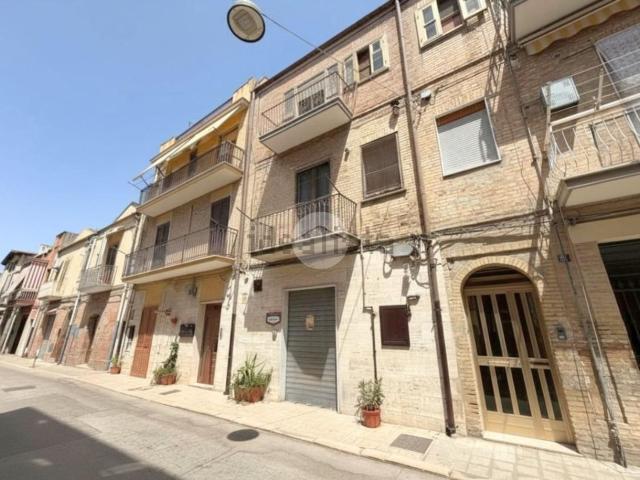 Appartamento in vendita di 86 m² in Via Paolo Colasanto, 22