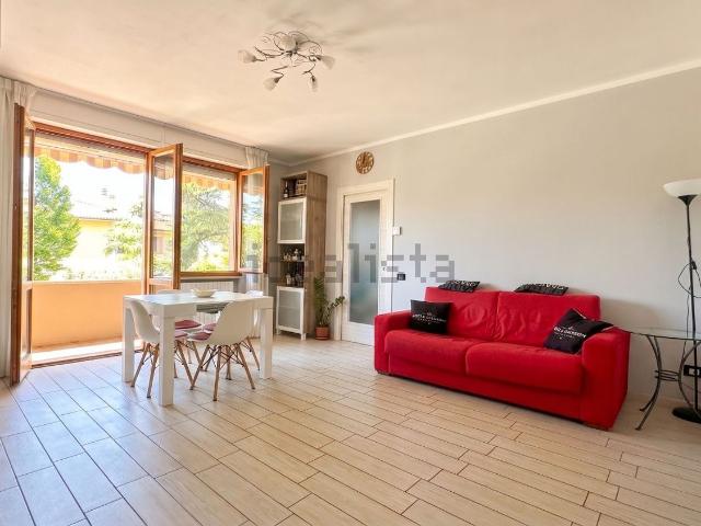 Appartamento in vendita di 86 m² in Via Petrarca, 42