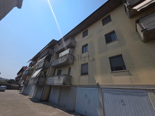 Appartamento in vendita di 86 m² in Via Polli e Daccò, 2
