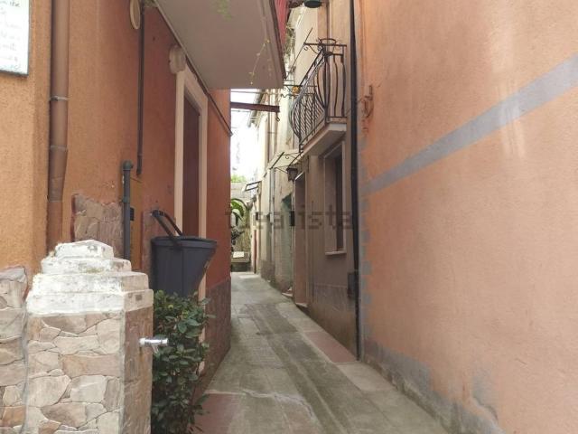 Appartamento in vendita di 86 m² in Via Precursore