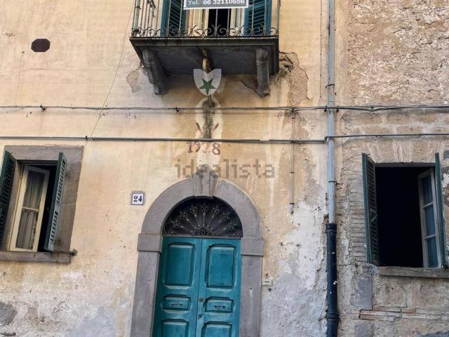 Appartamento in vendita di 86 m² in Via Roma, 24