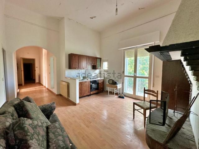 Appartamento in vendita di 86 m² in Via Roma