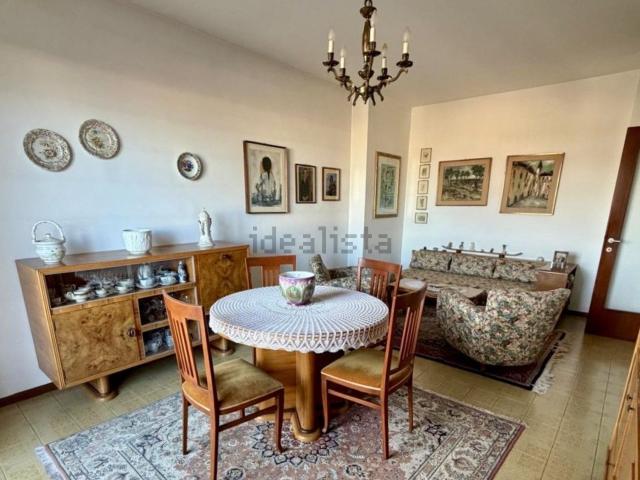Appartamento in vendita di 86 m² in Via Romana Rompato, 26