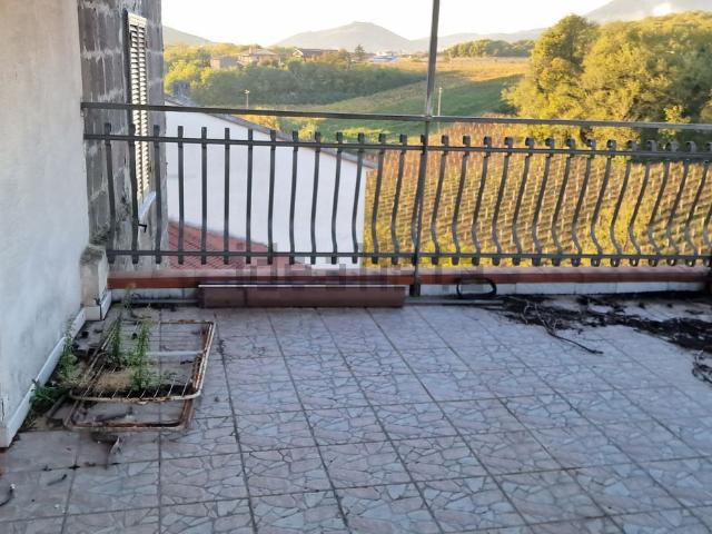 Appartamento in vendita di 86 m² in Via Romanello