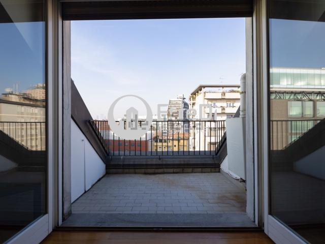 Appartamento in vendita di 86 m² in Via Santa Sofia