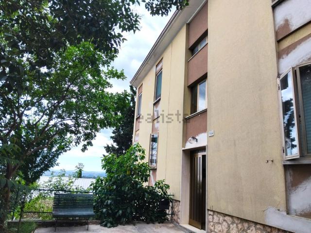 Appartamento in vendita di 86 m² in Viale dell&apos Indipendenza, 164