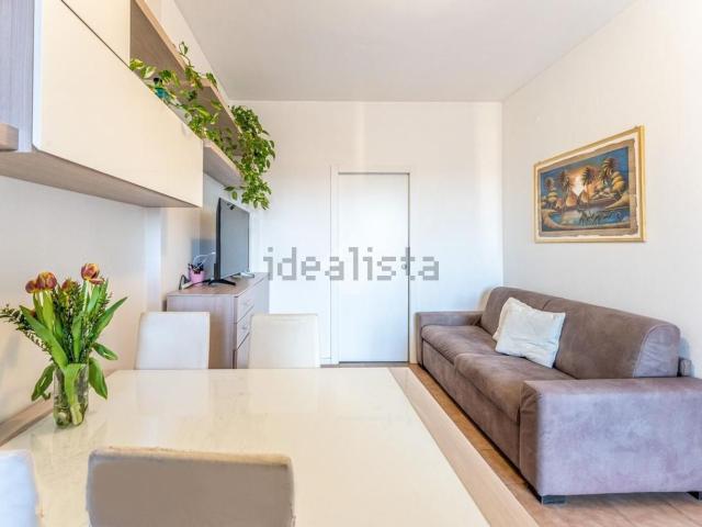 Appartamento in vendita di 86 m² in Viale Edoardo Jenner, 50