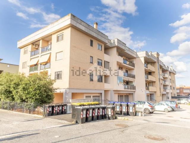 Appartamento in vendita di 86 m² in Viale Stefano D&apos Arrigo, 259