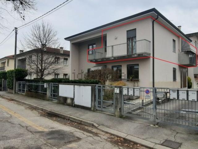 Appartamento in vendita di 86 m² in Viale Sant&apos  Agostino