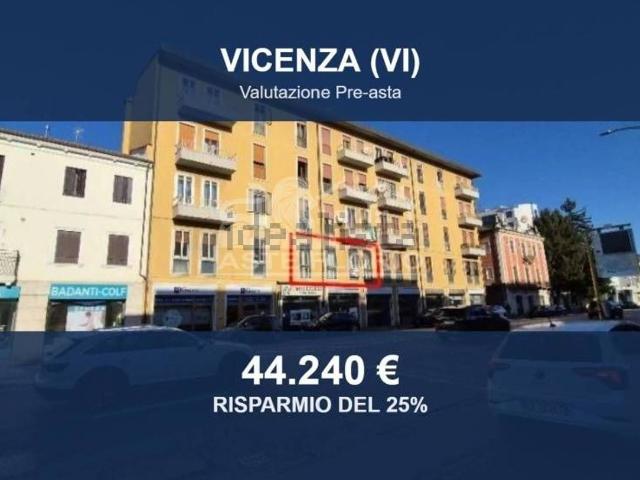 Appartamento in vendita di 86 m² in Viale Verona, 32
