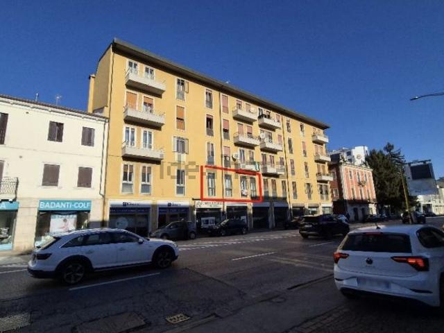 Appartamento in vendita di 86 m² in Viale Verona, 32