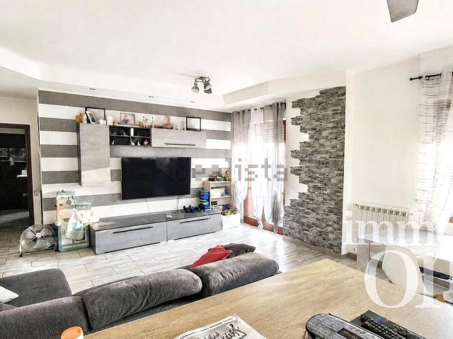 Appartamento in vendita di 86 m² in Via Provinciale Pisana, 340