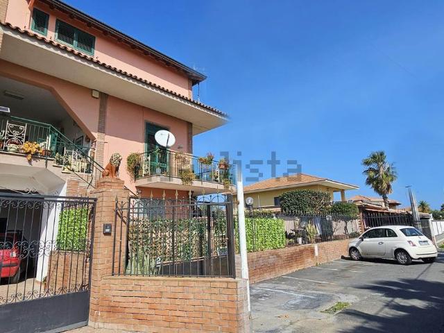 Appartamento in vendita di 88 m² in Contrada agnone bagni