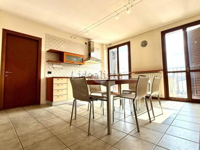 Appartamento in vendita di 88 m² in Piazza Italia, 10