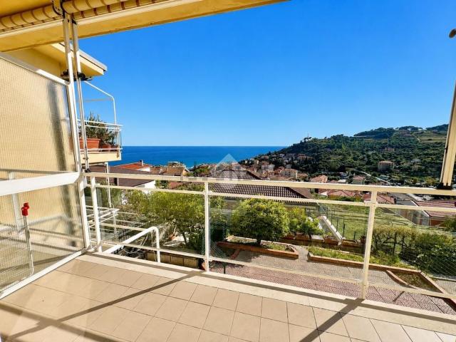 Appartamento in vendita di 88 m² in Via Terre Bianche, 67