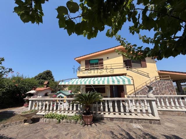Appartamento in vendita di 88 m² in Via Torre del Monumento, 20