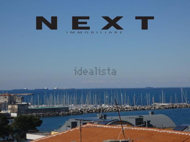 Appartamento in vendita di 88 m² in Via Battisti Cesare