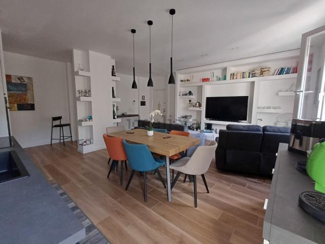 Appartamento in vendita di 88 m² in Via Valdemone