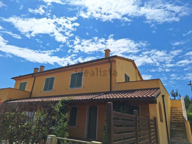 Appartamento in vendita di 88 m² in Via Vicinale dei Poggiali