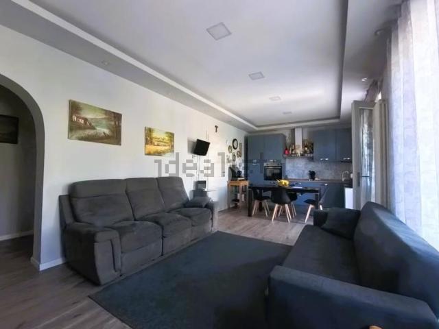 Appartamento in vendita di 88 m² in Via Zuccolo, 15