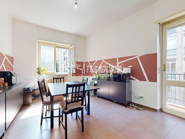 Appartamento in vendita di 88 m² in Via Alessandro Manzoni