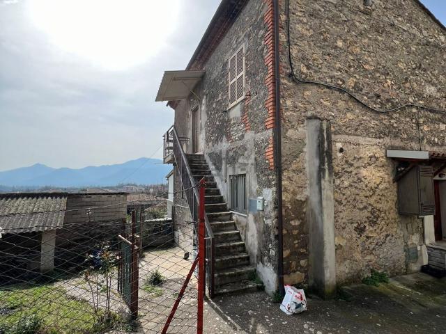 Appartamento in vendita di 88 m² in Via Ambrogio Pettorini, 87