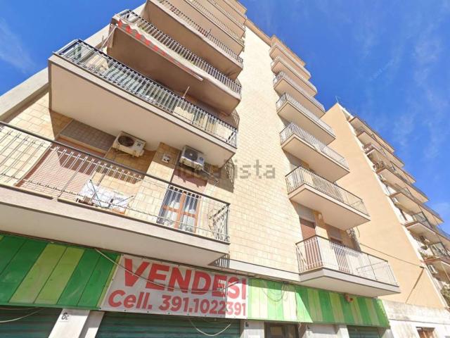 Appartamento in vendita di 88 m² in Via Ancona, 6