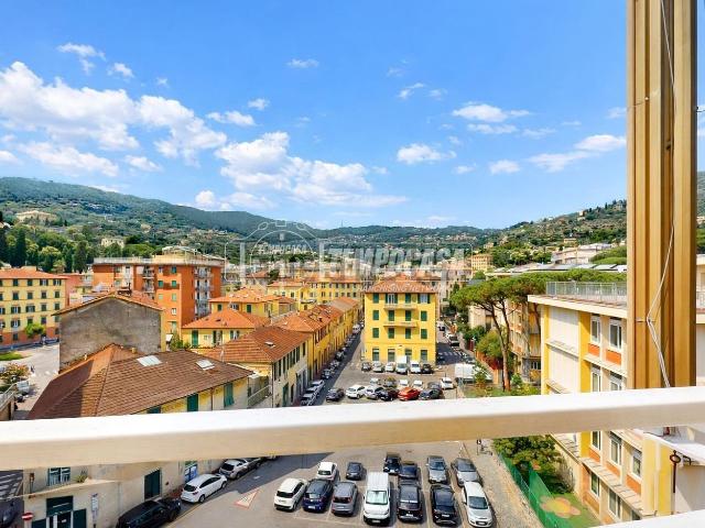 Appartamento in vendita di 88 m² in Via Buonincontri, 4
