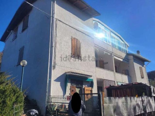 Appartamento in vendita di 88 m² in Via Carviano, 151