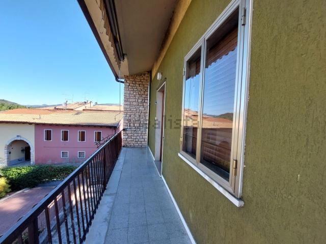 Appartamento in vendita di 88 m² in Via degli Alpini