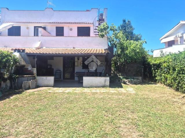 Appartamento in vendita di 88 m² in Via dei Ceriti, 143