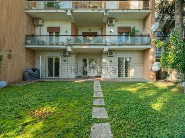 Appartamento in vendita di 88 m² in Via della Camilluccia