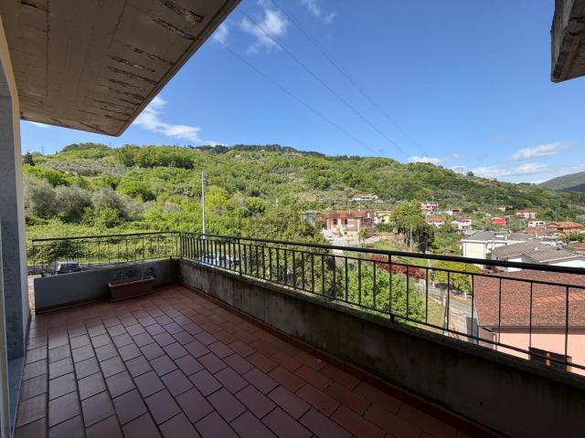 Appartamento in vendita di 88 m² in Via della Libertà, 20