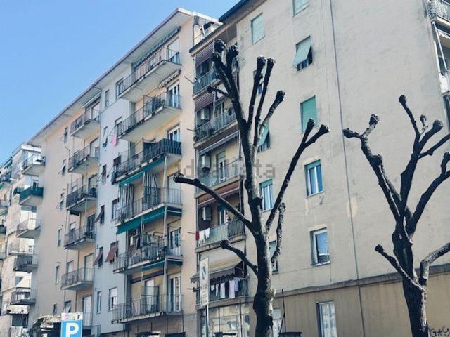 Appartamento in vendita di 88 m² in Via Edmondo de Amicis, 44